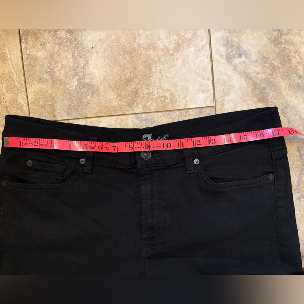 7 For All Mankind Black Cut Off Frayed Hem Mid Rise Black Denim Shorts Womens 31 - Picture 6 of 9
